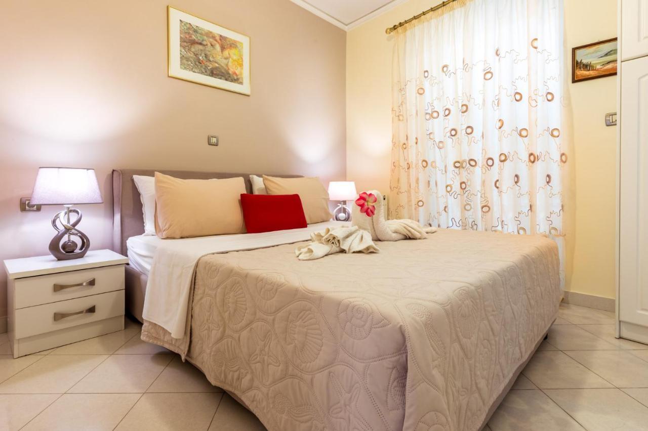 Piraeus Lux Secret Apartment Cameră foto